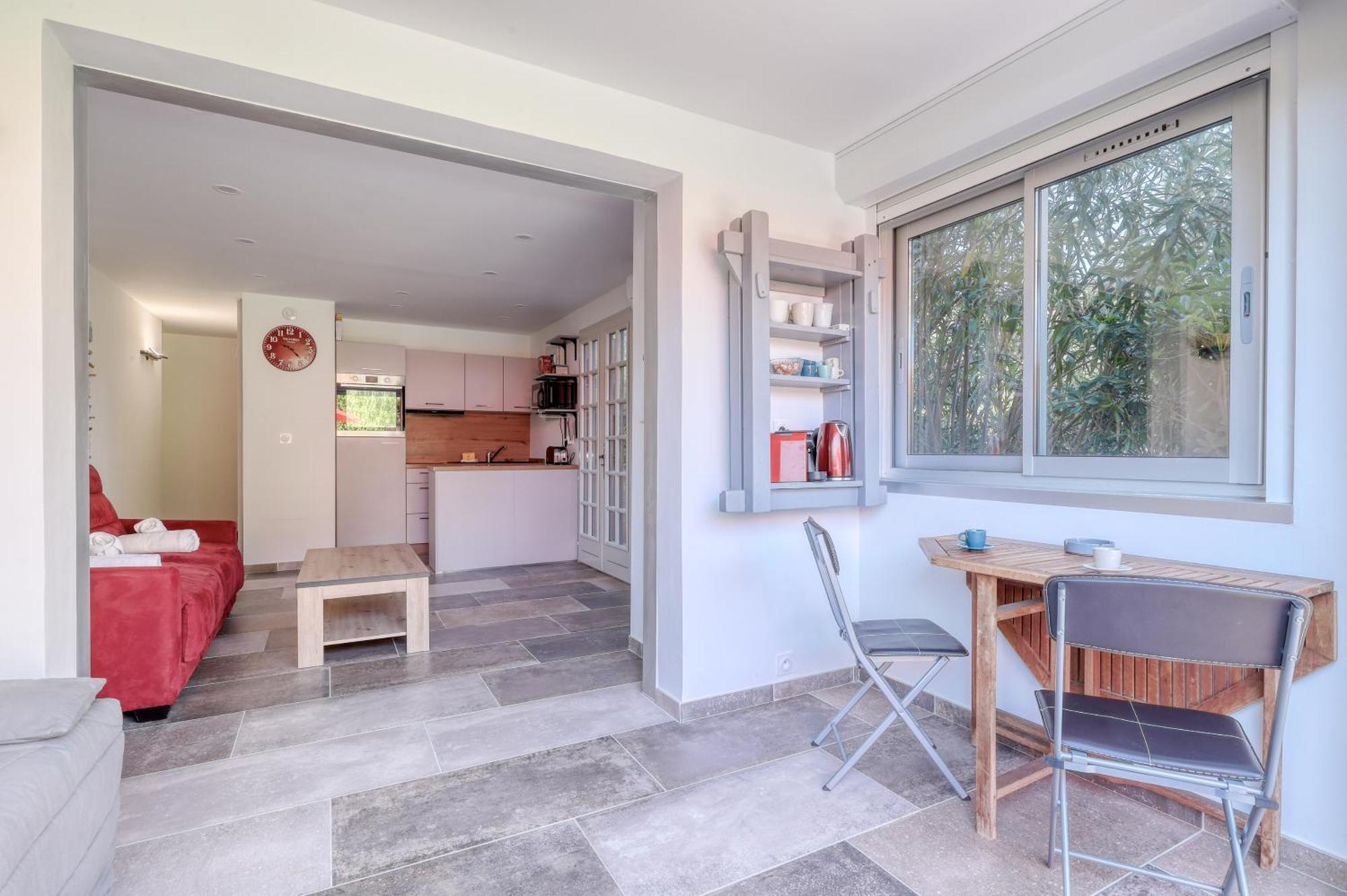 Magnificent Newly Renovated Close To Beach & Swimming Pool Le Lavandou Exterior foto