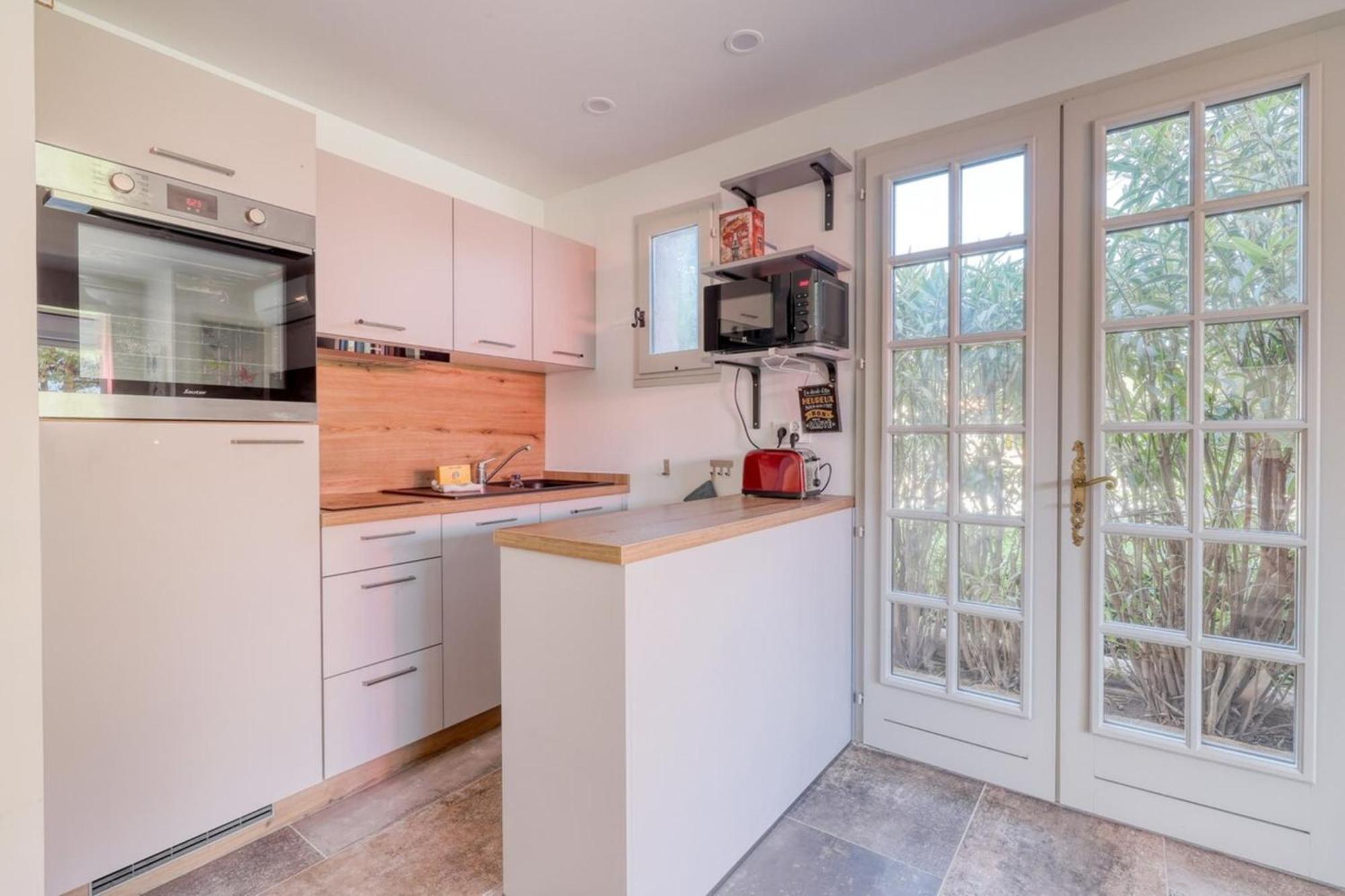 Magnificent Newly Renovated Close To Beach & Swimming Pool Le Lavandou Exterior foto