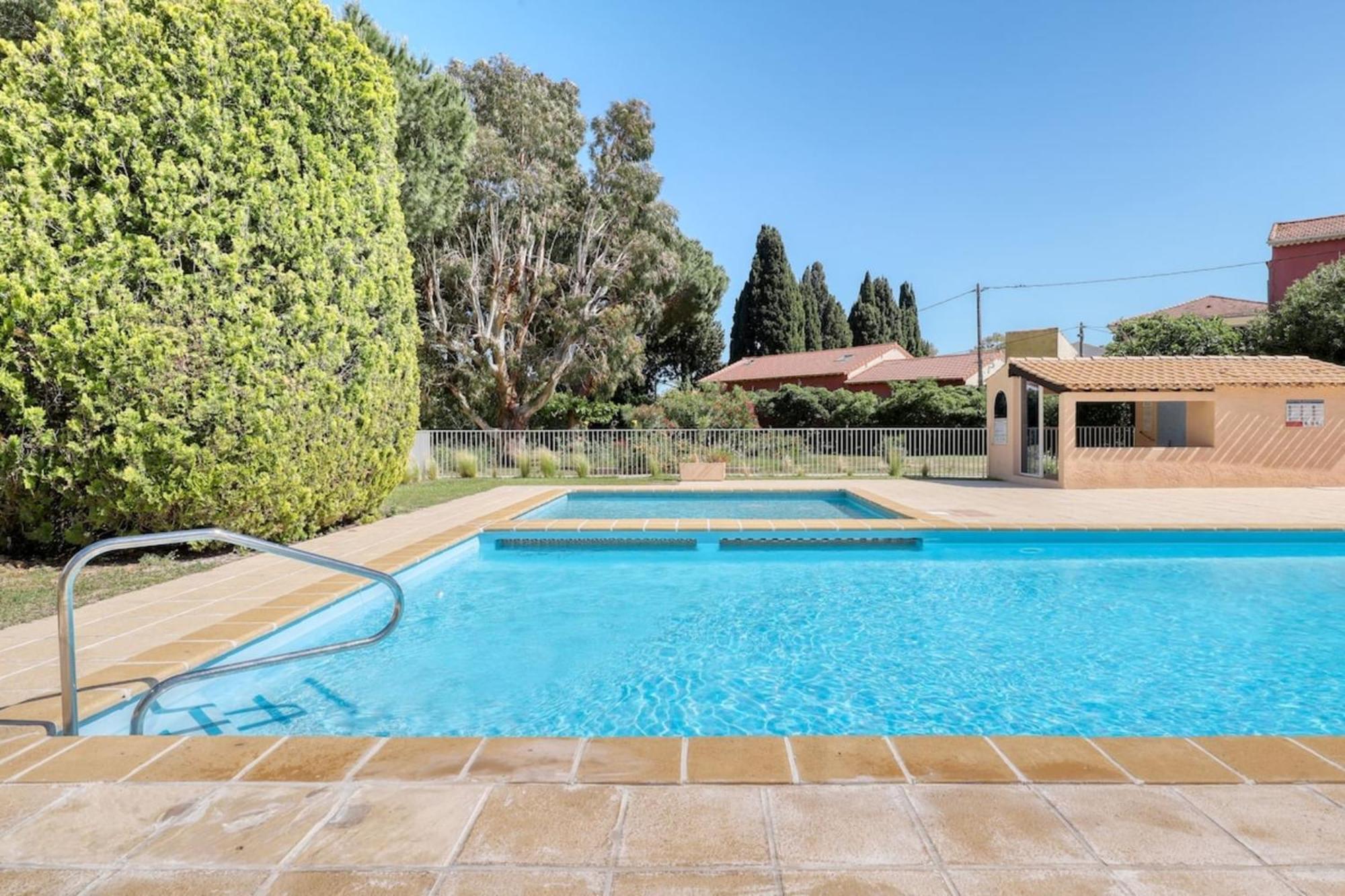 Magnificent Newly Renovated Close To Beach & Swimming Pool Le Lavandou Exterior foto