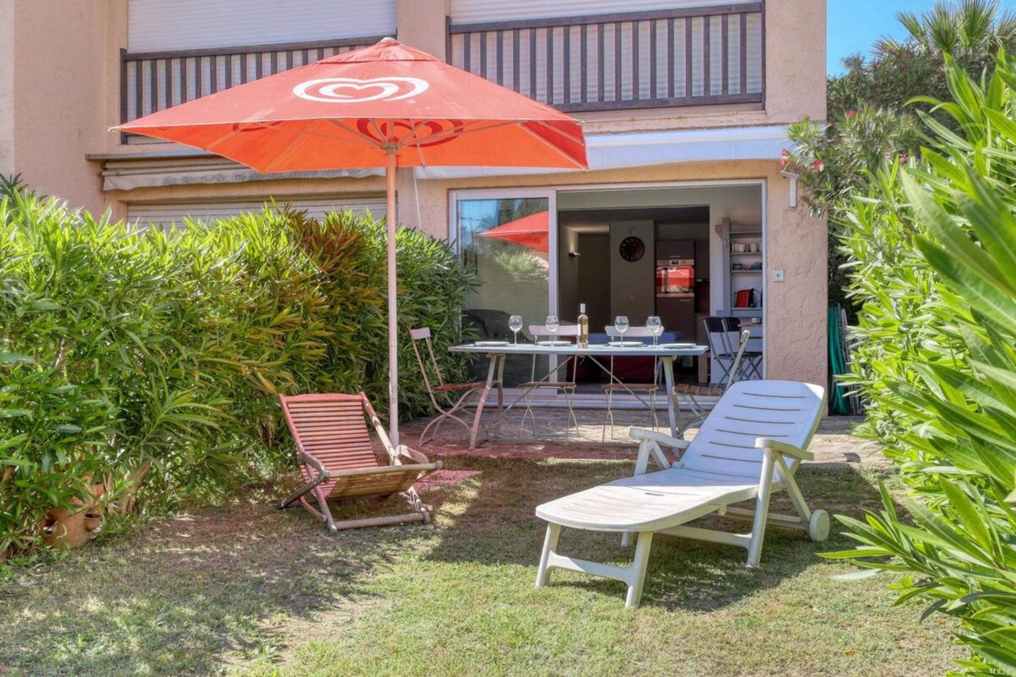 Magnificent Newly Renovated Close To Beach & Swimming Pool Le Lavandou Exterior foto