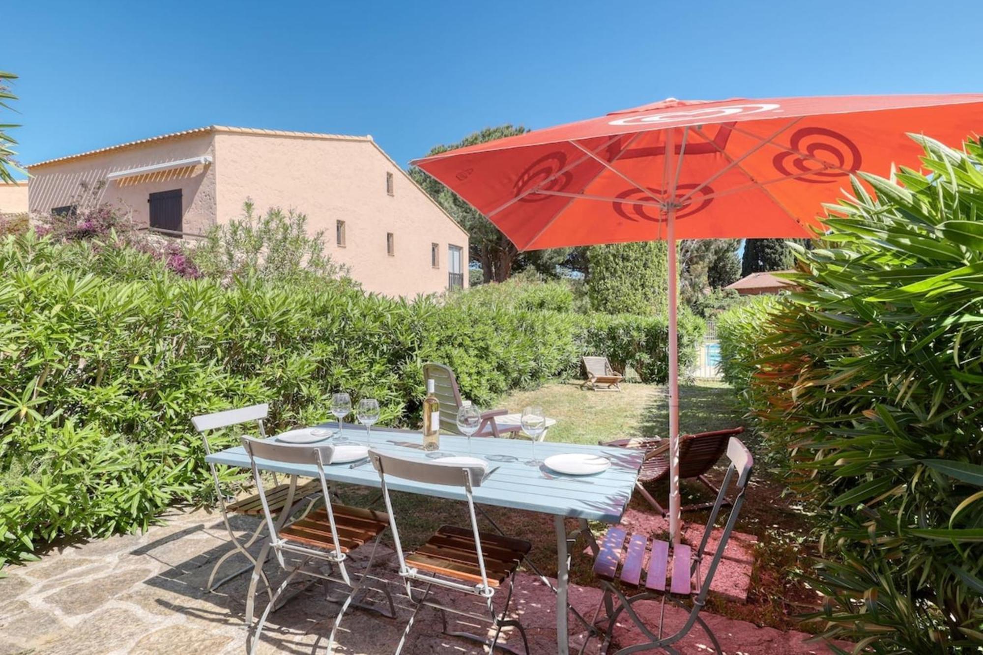 Magnificent Newly Renovated Close To Beach & Swimming Pool Le Lavandou Exterior foto